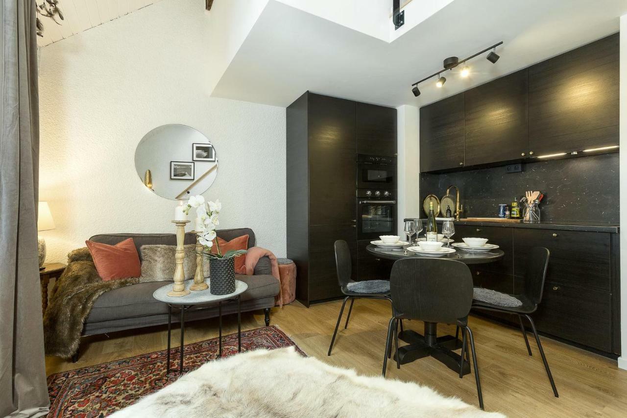 Apartment Midi Loft - A Central Chamonix Mountain Haven Extérieur photo
